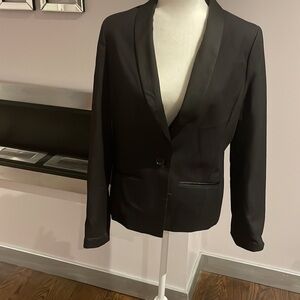 ♡American eagle black blazer size medium